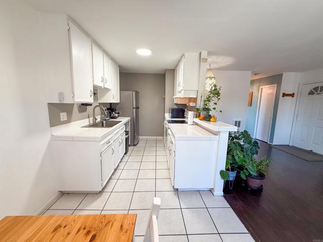 Detail Gallery Image 15 of 26 For 1675 Pentecost Way #3,  San Diego,  CA 92105 - 1 Beds | 1 Baths