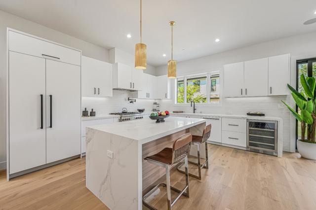 980 Lucky Avenue, Menlo Park CA: https://media.crmls.org/mediaz/afa62f7d-0ad0-4f95-849e-658554638d0c.jpg