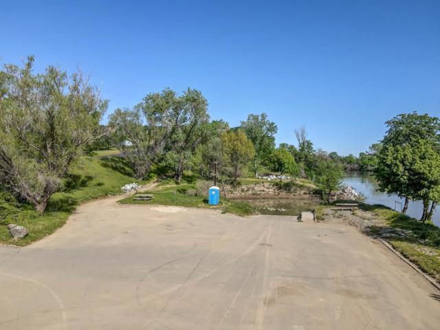 19709 Sweet Brier Place,  CA: https://media.crmls.org/mediaz/afa640b5-d0e7-4059-a3ab-d30199c582d2.jpg