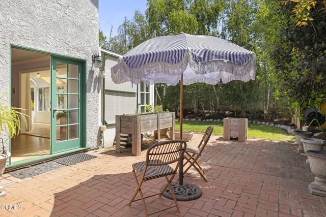 2426 Warbler Avenue, Ventura CA: https://media.crmls.org/mediaz/afa6721f-9b59-49f6-810d-4c88ce519a98.jpg