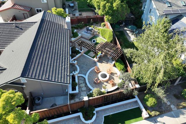 3211 Harvey Ct, Pleasanton CA: https://media.crmls.org/mediaz/afa776c5-e5f9-4d33-a0dc-70e3e708b6c7.jpg