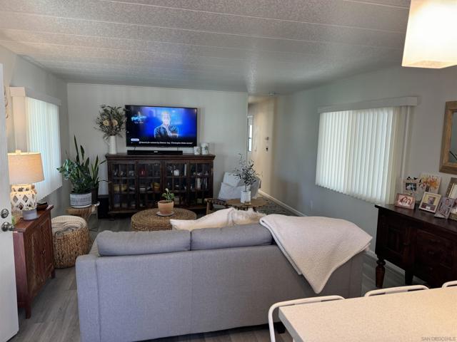 1515 Capalina Rd, San Marcos, California 92069, 1 Bedroom Bedrooms, ,1 BathroomBathrooms,Residential,For Sale,Capalina Rd,240006051SD