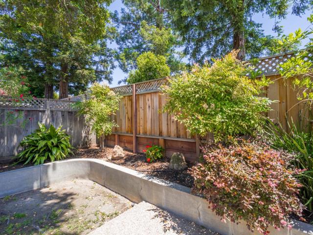 739 Quartz Street, Redwood City CA: https://media.crmls.org/mediaz/afa7dcbc-8b79-4bb7-b4cf-5484fc288136.jpg