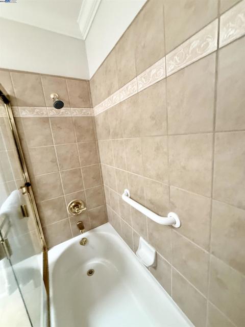 2217 Ptarmigan Dr, Walnut Creek CA: https://media.crmls.org/mediaz/afa8228a-89d1-44f8-8a18-583848da008e.jpg