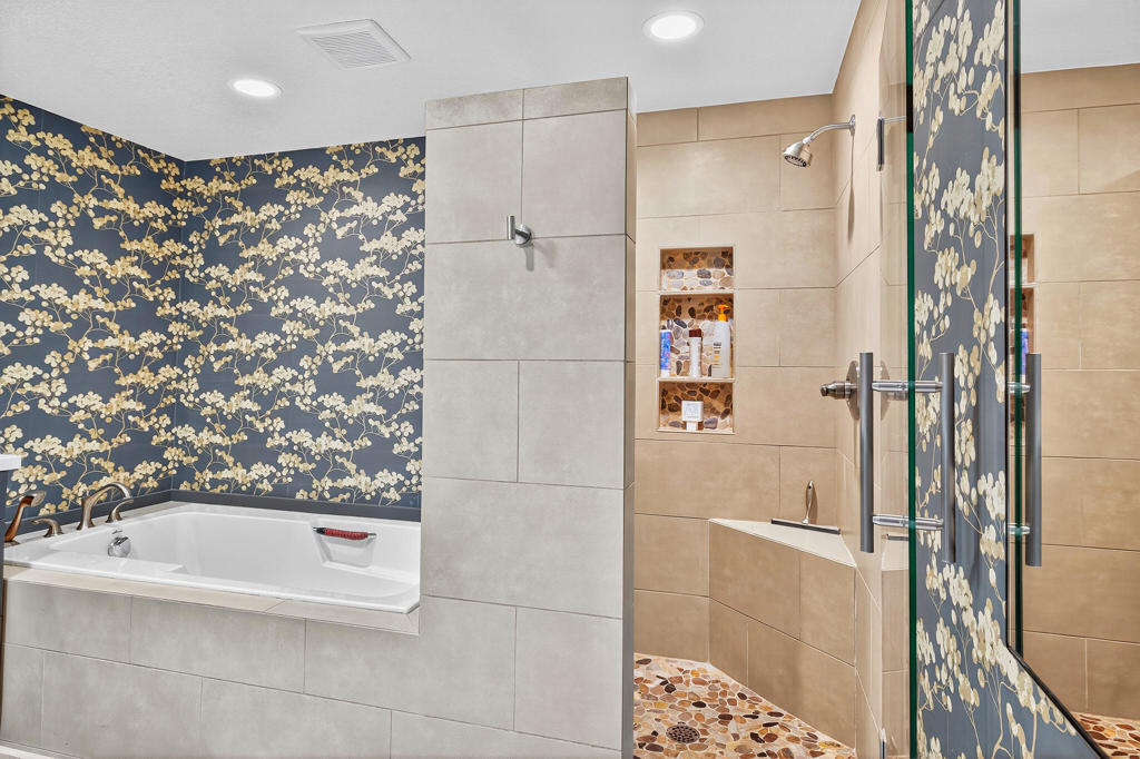 MLS #219134912DA image #15