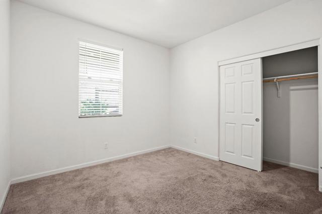 8189 Scrimshaw Way, Sacramento CA: https://media.crmls.org/mediaz/afa8f074-61e9-46e8-b114-f48a5368e06f.jpg