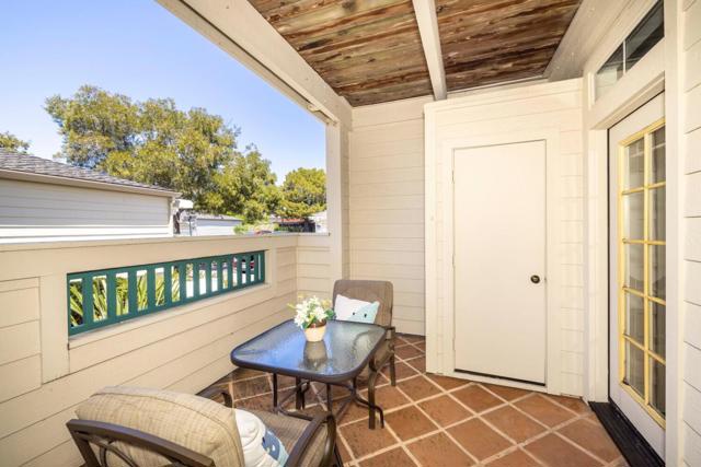 2309 Hastings Shore Lane, Redwood City CA: https://media.crmls.org/mediaz/afa92a03-6db2-44ae-a5b4-76aba82a9fc4.jpg