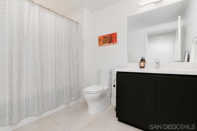 1388 Kettner Blvd, San Diego CA: https://media.crmls.org/mediaz/afa974d1-ee97-4345-ab8f-b415dc2424bd.jpg