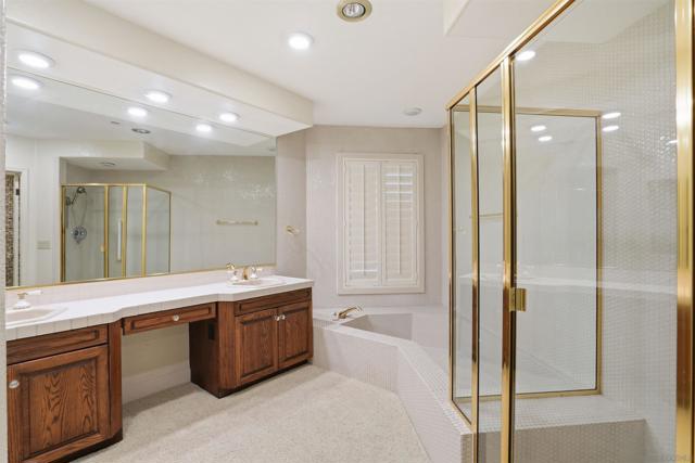 Image 31 of 46 For 1099 1 Street 223