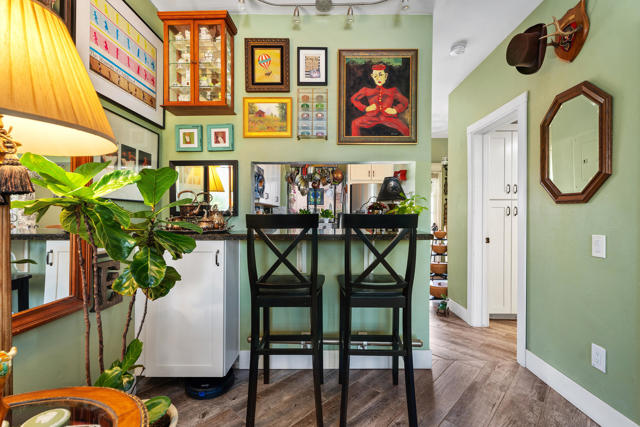 401 E Vista Chino, Palm Springs CA: https://media.crmls.org/mediaz/afa9b213-27c9-437b-ab21-5b001cff5669.jpg