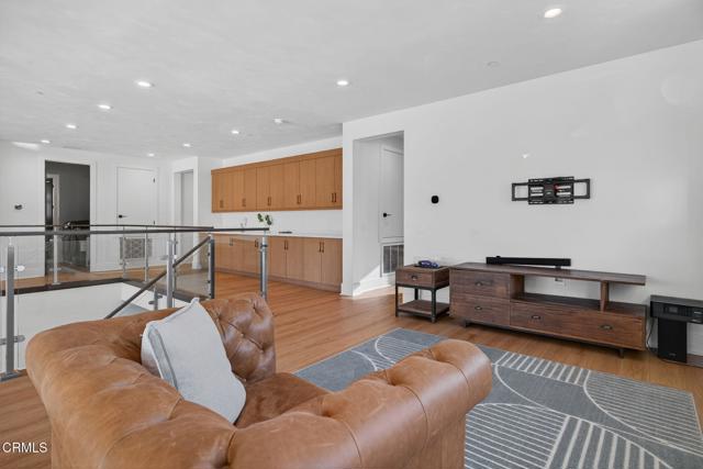 Detail Gallery Image 40 of 77 For 11862 N Hillsborough Ln, Porter Ranch,  CA 91326 - 5 Beds | 5/1 Baths