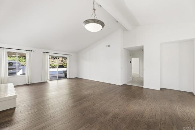 Detail Gallery Image 11 of 29 For 2920 Lakemont Dr, Fallbrook,  CA 92028 - 3 Beds | 2 Baths