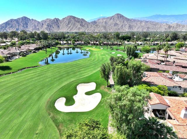 76357 Via Chianti, Indian Wells CA: https://media.crmls.org/mediaz/afab553d-ef26-4e2d-ba69-9456212be255.jpg