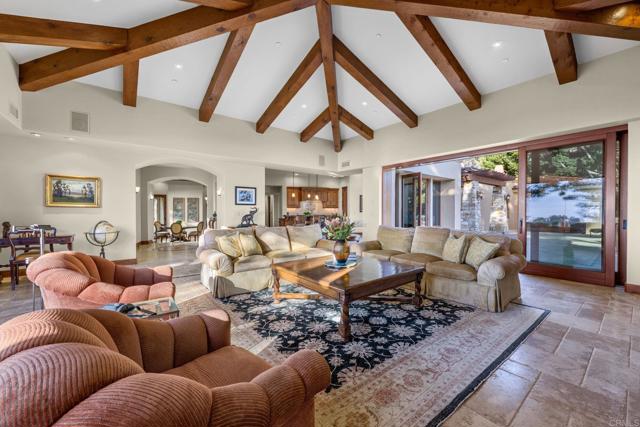 Detail Gallery Image 15 of 71 For 271 Ocean View Ave, Del Mar,  CA 92014 - 4 Beds | 4/1 Baths