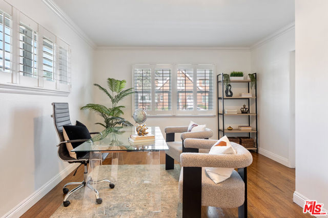 4180 Mount Vernon Drive, View Park CA: https://media.crmls.org/mediaz/afac04f8-6a89-499a-b02d-54fcf72615a4.jpg