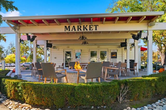 894 Oak Leaf Way, Napa CA: https://media.crmls.org/mediaz/afadba15-9651-410c-ab6c-b696badd4447.jpg