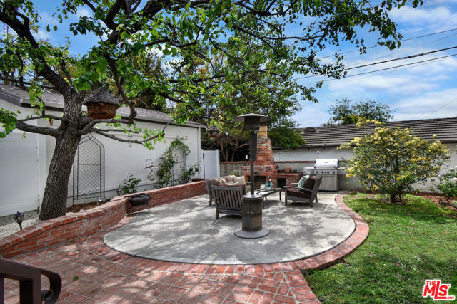 1044 Coolidge Drive, San Gabriel CA: https://media.crmls.org/mediaz/afae26c0-d1f5-4820-8f8e-27ff9d2a2eef.jpg