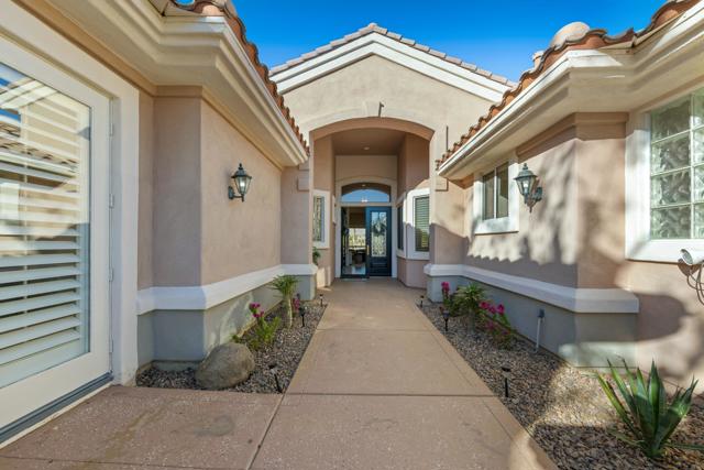 78770 Sunrise Mountain View, Palm Desert CA: https://media.crmls.org/mediaz/afae452e-10fb-405e-8a83-1d68d2fd4364.jpg