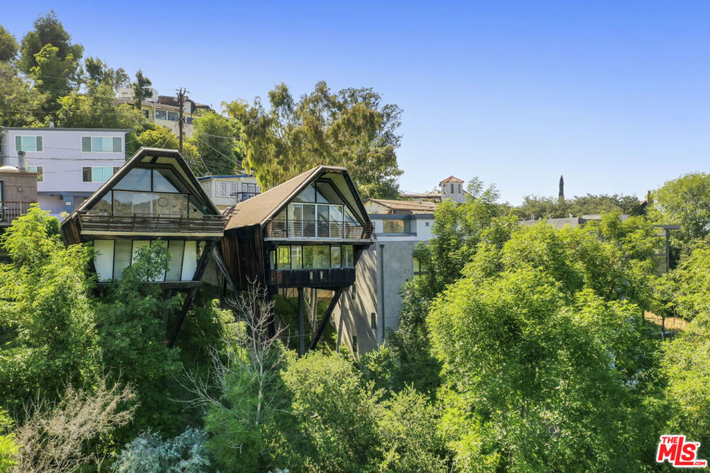 7149 Woodrow Wilson Drive