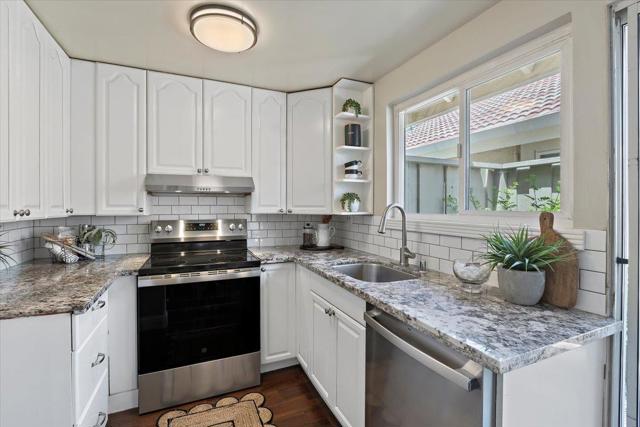 266 Truckee Lane, San Jose CA: https://media.crmls.org/mediaz/afaf7019-dbb5-4701-bf88-f005283b39f7.jpg