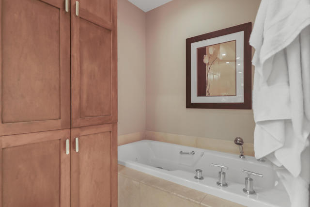 76 Old Ranch Road, Palm Desert, CA 92211