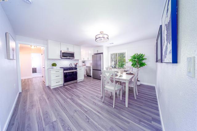 33972 10Th St, Union City CA: https://media.crmls.org/mediaz/afb05c0d-a374-424a-97d8-87aa490c167c.jpg