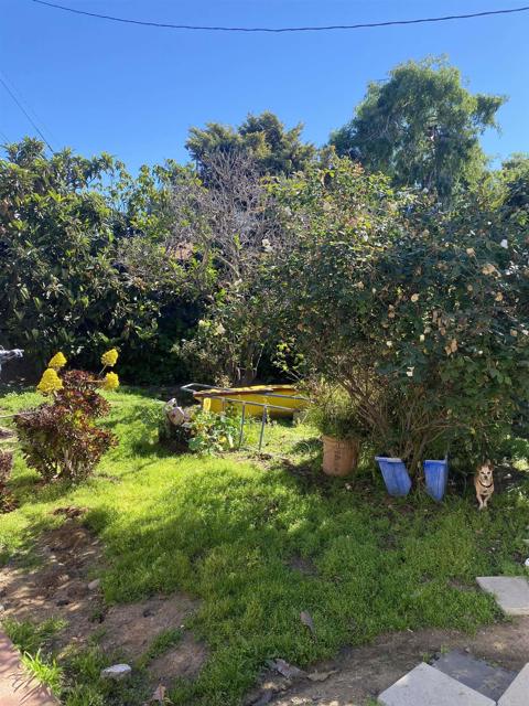 Detail Gallery Image 6 of 10 For 1945 Gateway Dr, San Diego,  CA 92105 - 4 Beds | 2 Baths