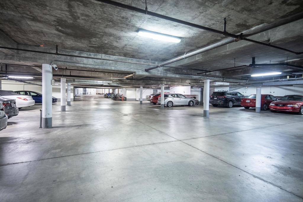 https://media.crmls.org/mediaz/afb0c1eb-063b-432e-afae-370974cfb1fa.jpg?preset=X-Large