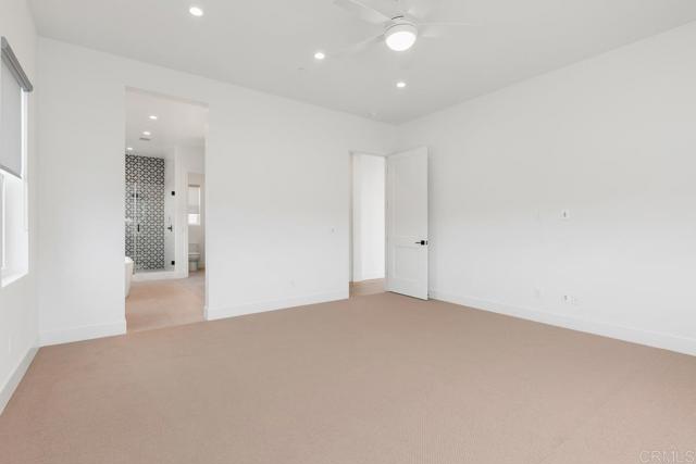 1243 Stonemark place, Vista CA: https://media.crmls.org/mediaz/afb17c4c-bac3-4c23-991a-26fef5eea8ae.jpg