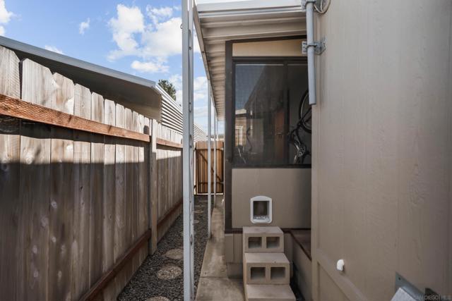 2750 WheatStone, San Diego CA: https://media.crmls.org/mediaz/afb186ed-906e-4c0f-b0ce-ea6f7eb79f9b.jpg