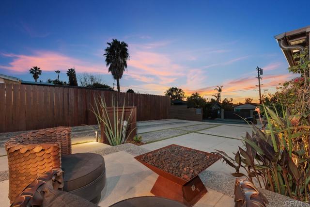 803 Saxony Road, Encinitas CA: https://media.crmls.org/mediaz/afb1d468-162e-4e76-884a-0e5cea3da521.jpg