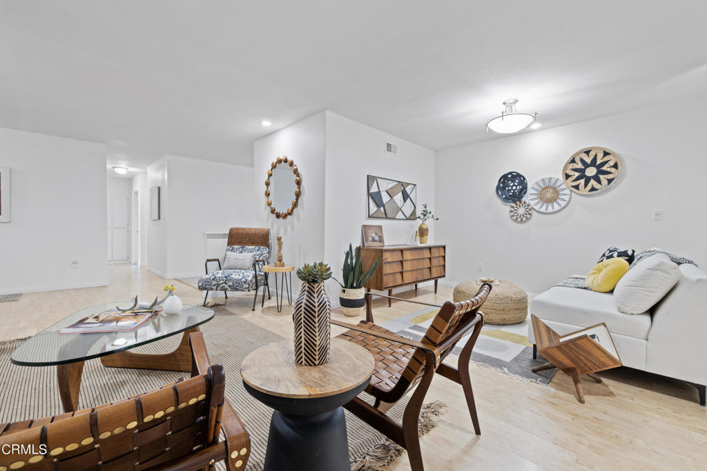 1116 Kirkwood Avenue, Pasadena, CA 91103
