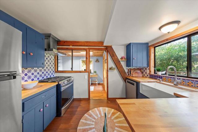 65 Hitchcock, Carmel Valley CA: https://media.crmls.org/mediaz/afb20806-6079-47fb-bedf-a149f05762da.jpg