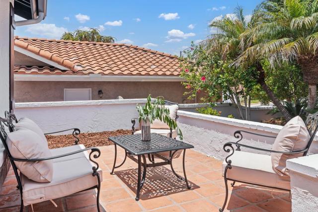 2663 Sutter St, Carlsbad CA: https://media.crmls.org/mediaz/afb477b7-6e7d-4ea0-b4e8-73a2c832b6fd.jpg