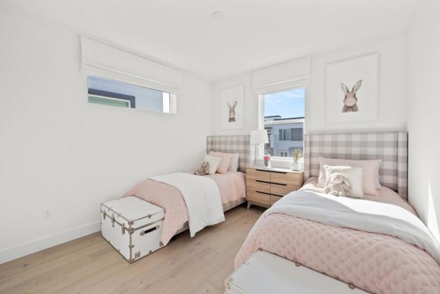 2815 Crusader, Alameda CA: https://media.crmls.org/mediaz/afb4ab30-7ced-40f2-b363-3b00d59c7486.jpg