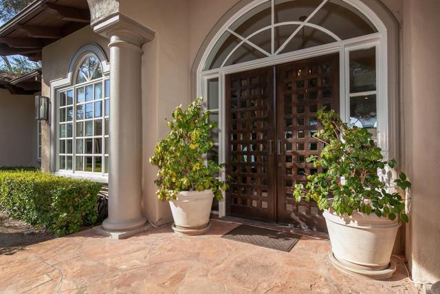 8374 St Andrews Rd, Rancho Santa Fe CA: https://media.crmls.org/mediaz/afb4ecdb-c67d-4d12-a7a4-a9bf6a93a6c5.jpg