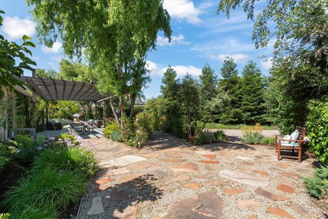 17370 Cesena Court, Morgan Hill CA: https://media.crmls.org/mediaz/afb56c82-3942-4aa6-b7c0-831c24fe60bd.jpg