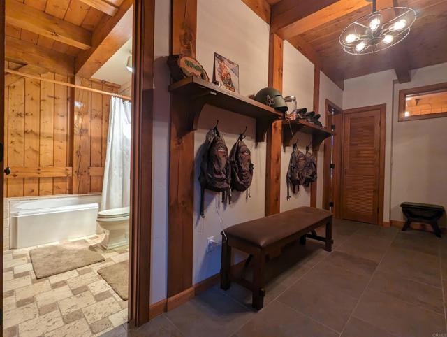 Detail Gallery Image 21 of 75 For 55450 Forest Haven, Idyllwild,  CA 92549 - 4 Beds | 4/1 Baths