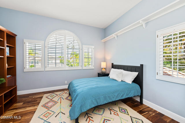 2445 Ranchgrove Drive, Westlake Village CA: https://media.crmls.org/mediaz/afb7fd23-bb41-4d63-b76c-58db75795ddf.jpg