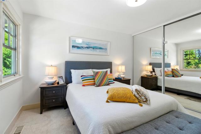 2673 Velvet Way, Walnut Creek CA: https://media.crmls.org/mediaz/afb82bac-8f50-44c3-8fbe-ad05b808a2be.jpg