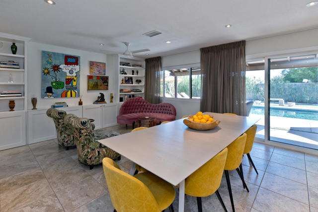 2200 E Acacia, Palm Springs CA: https://media.crmls.org/mediaz/afb85468-5700-4007-9921-e8d635aa329e.jpg