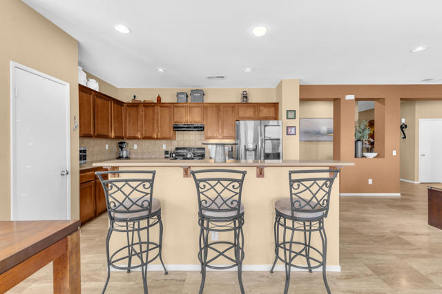 41394 Hanover Street, Indio CA: https://media.crmls.org/mediaz/afbaccaf-69a7-4cc2-b312-a3f62c95d95c.jpg