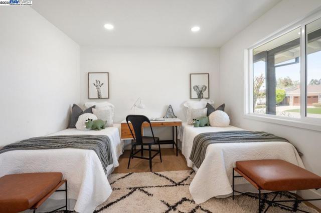 2662 Tuliptree Ln, Santa Clara CA: https://media.crmls.org/mediaz/afbb0e75-442f-49fc-8d95-c0e0ffb531ce.jpg