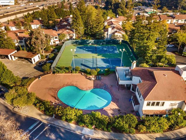 21071 Gary Dr, Hayward CA: https://media.crmls.org/mediaz/afbb6b56-8513-40ad-abcb-2b3ba9e73b0e.jpg