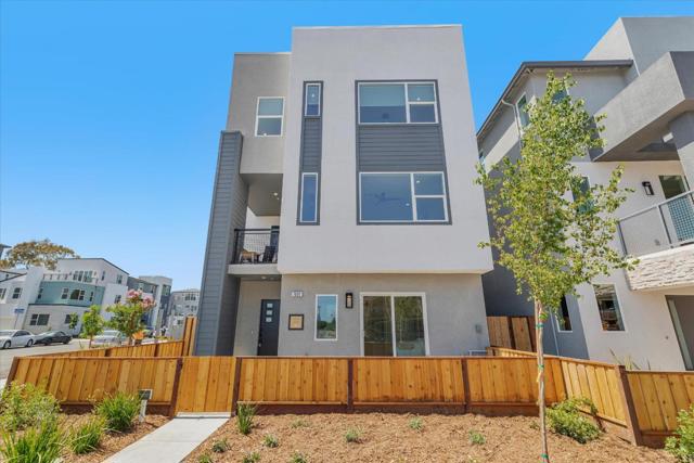 1029 Sinopia Terrace, San Ramon CA: https://media.crmls.org/mediaz/afbb9c33-5300-42f5-bdeb-1e5f4758a214.jpg