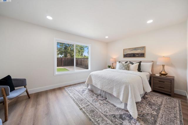 31314 San Andreas Dr, Union City CA: https://media.crmls.org/mediaz/afbd0bbc-6eb0-4a91-b97e-8a2cadd7b70b.jpg