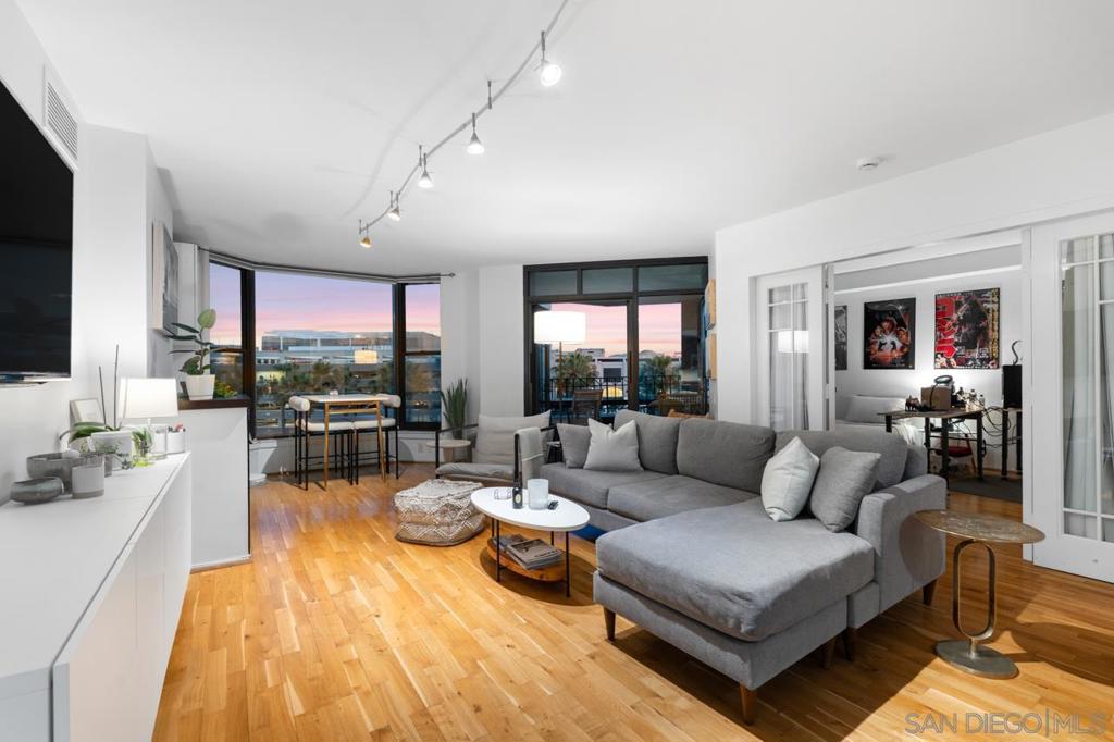 500 Harbor Dr. - photo 10