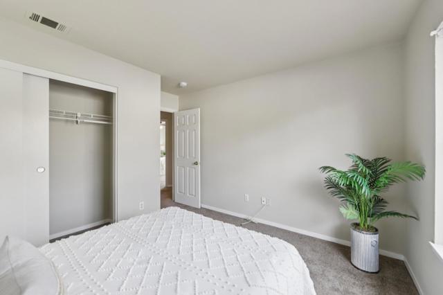 337 Ballymore Circle, San Jose CA: https://media.crmls.org/mediaz/afc10640-a9d6-47e7-99cb-40012edf8d7d.jpg