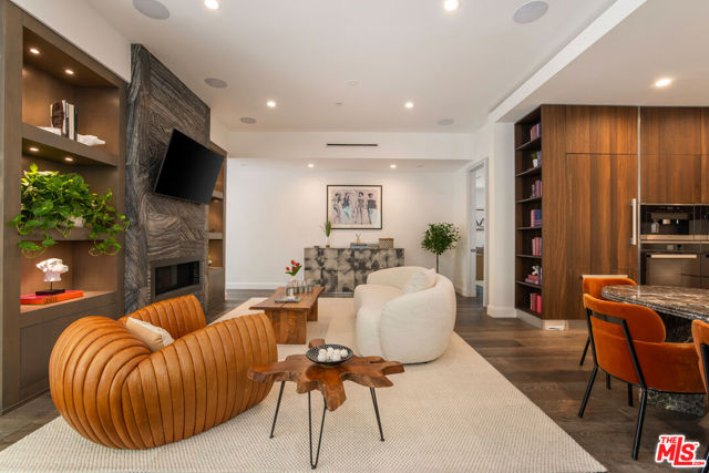 732 Huntley Drive, West Hollywood CA: https://media.crmls.org/mediaz/afc10ed4-7da7-41ac-a51e-5c46f53f597e.jpg