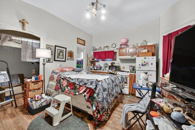 309 N 5th Street, San Jose CA: https://media.crmls.org/mediaz/afc140a1-1af1-43e1-93d1-bc0636f7ea2d.jpg